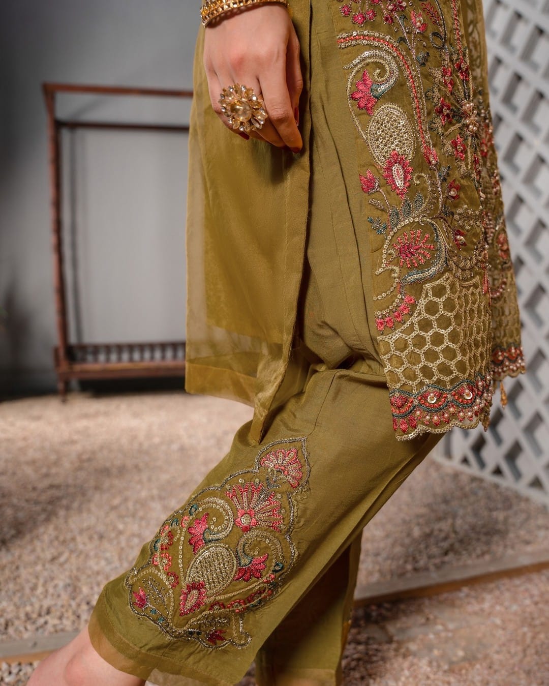 3Piece_Embroidered Organza Suit | 1353-SN-ORZ