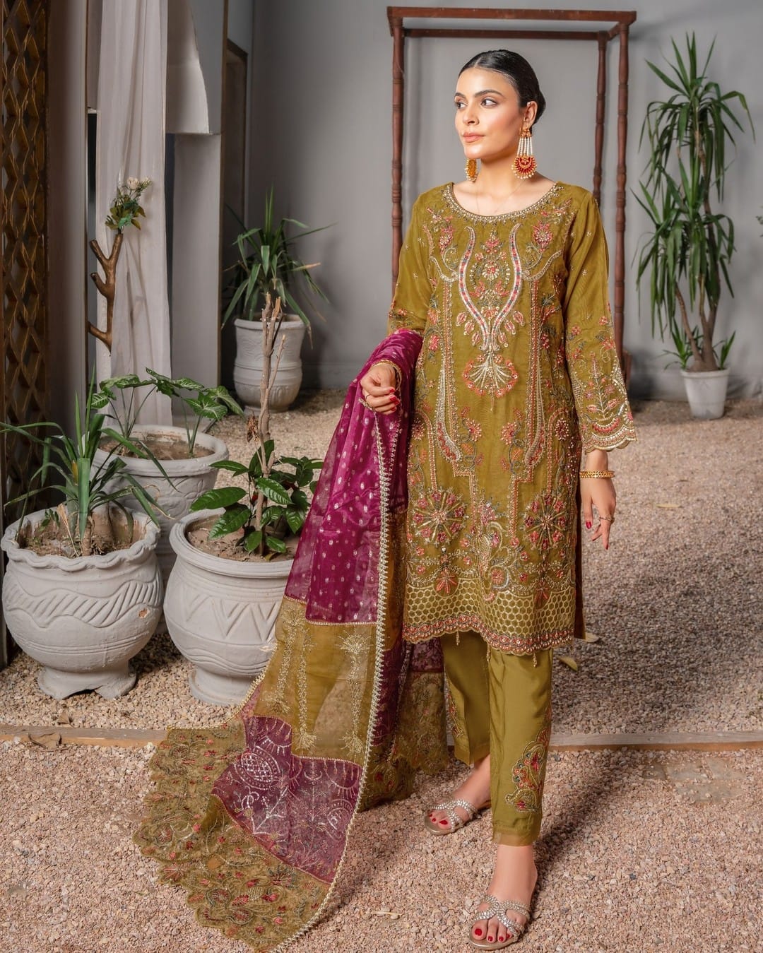 3Piece_Embroidered Organza Suit | 1353-SN-ORZ